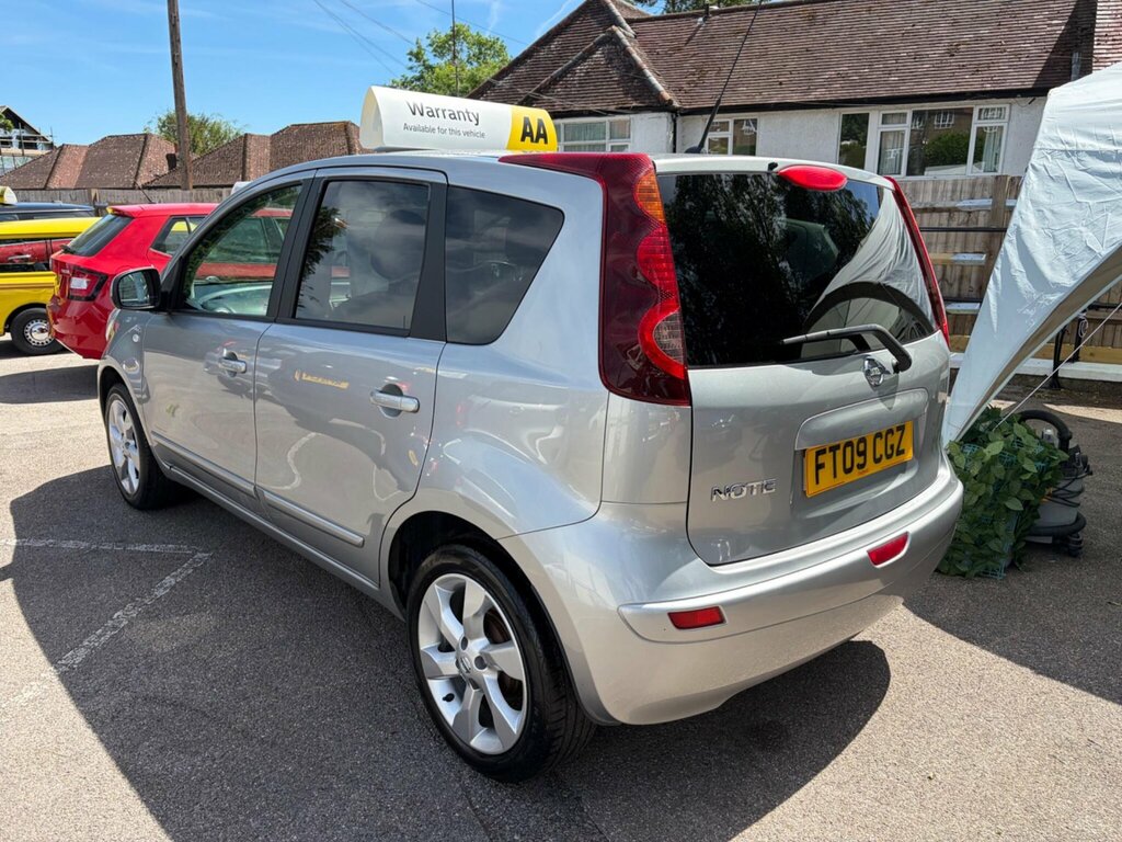 Nissan Note 1.6 16V N-tec Euro 4 Silver #6