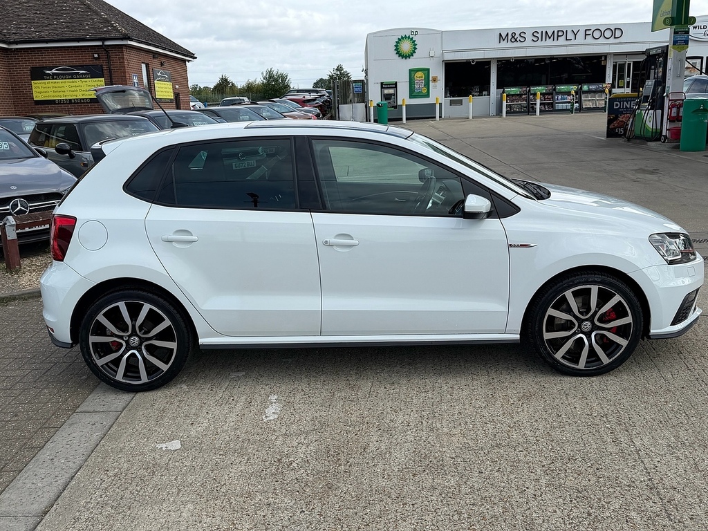 Volkswagen Polo 1.8 Tsi Bluemotion Tech Gti Hatchback D White #4
