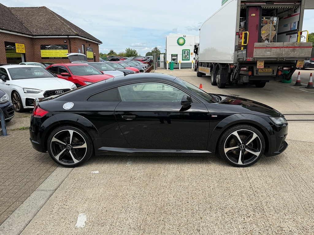 Audi TT 1.8 Tfsi Black Edition Coupe Eur Black #4