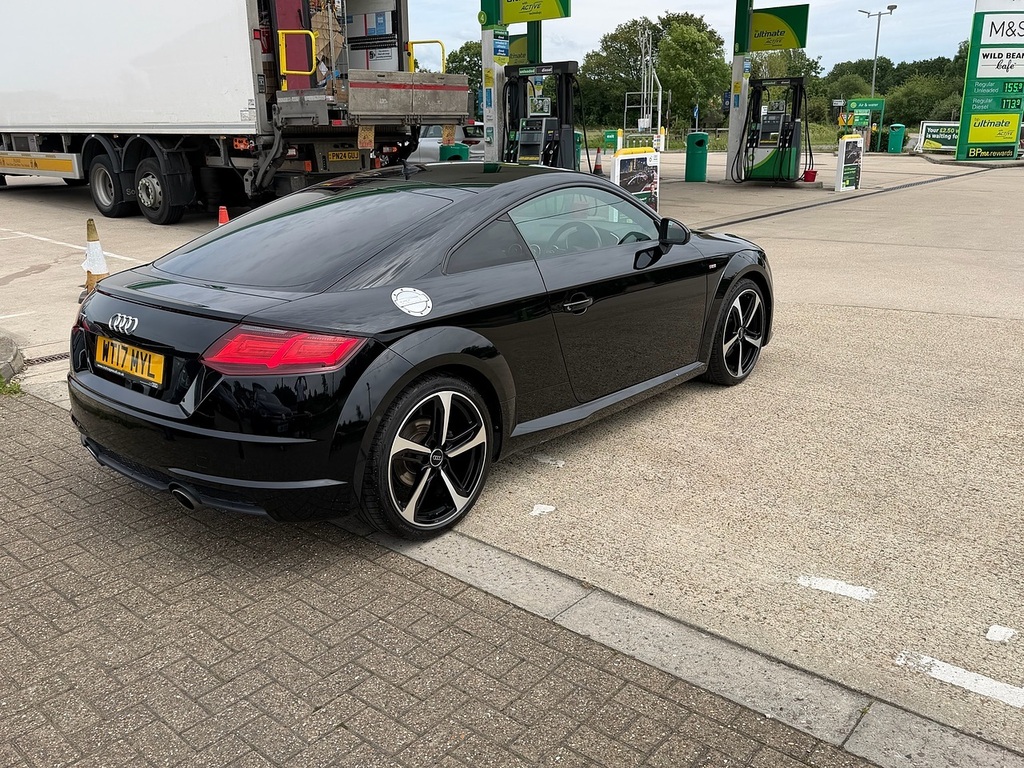 Audi TT 1.8 Tfsi Black Edition Coupe Eur Black #5