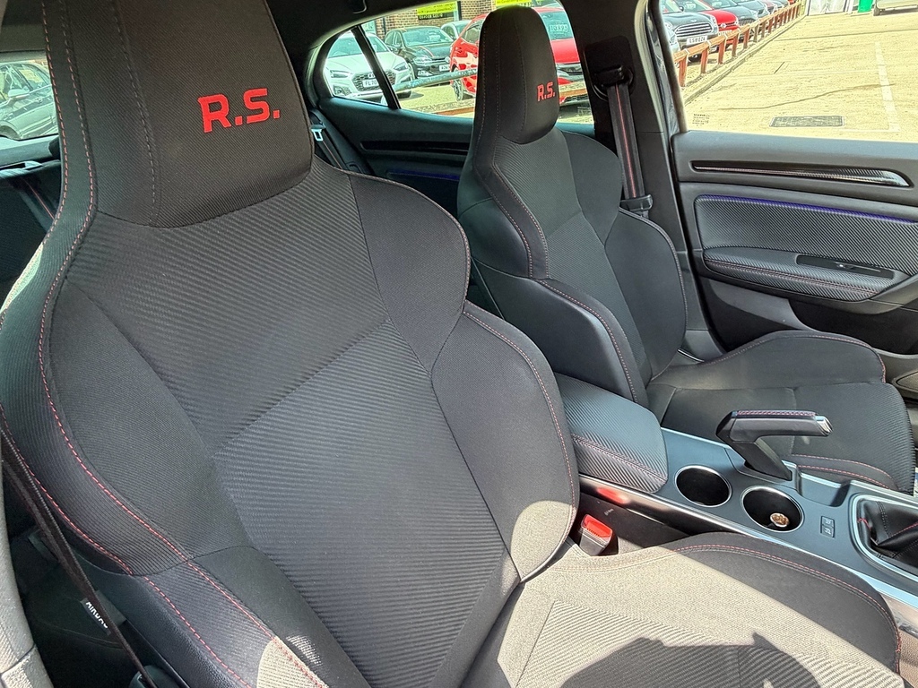 Renault Megane Megane Iconic Blue Dci Red #23