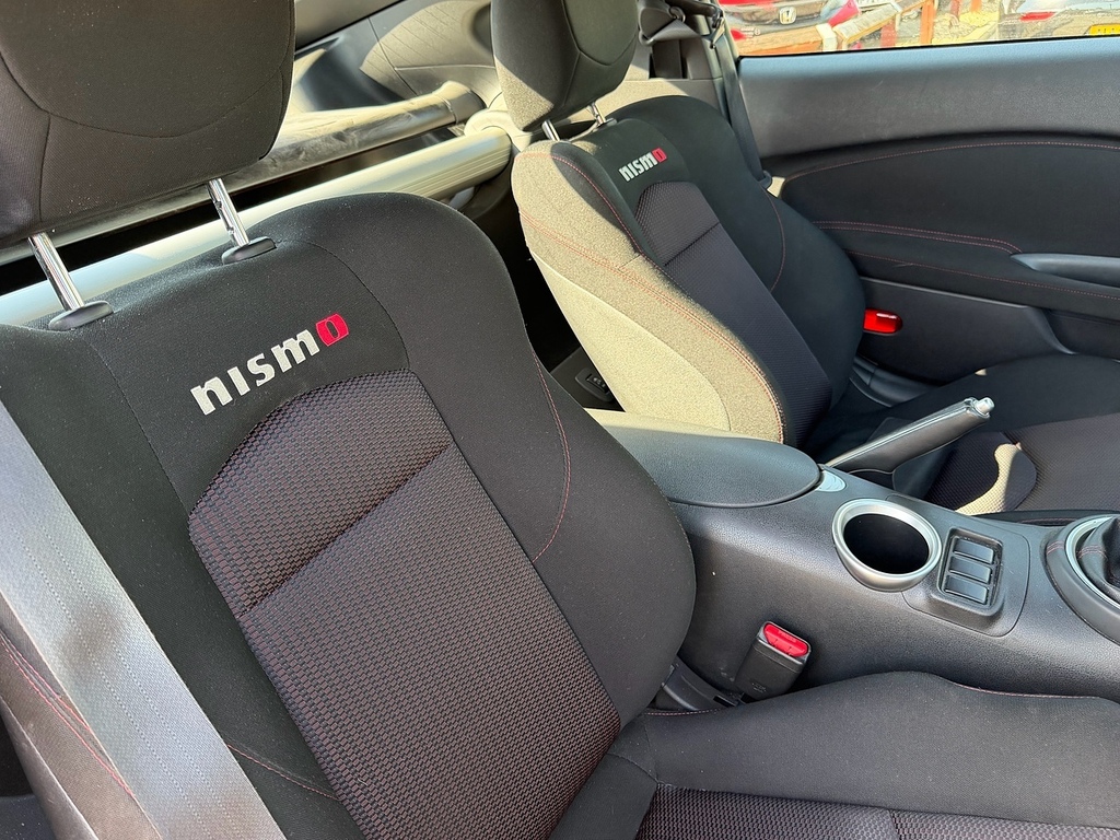 Nissan 370Z V6 Gt White #16