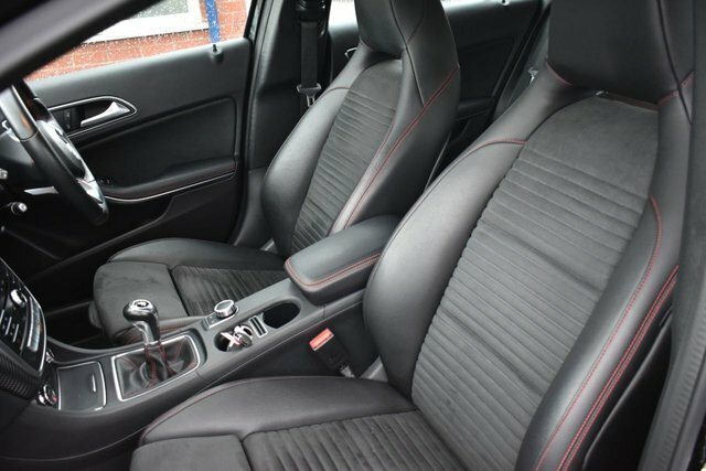 Mercedes-Benz A Class 1.5 A180d Se Executive 7G-dct Euro 6 Ss Red #5