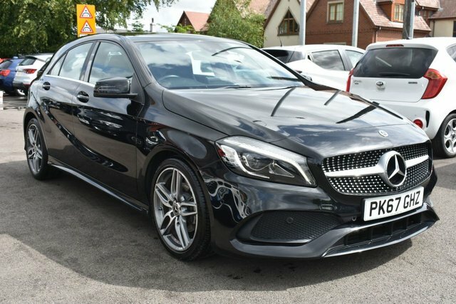 Mercedes-Benz A Class A180 Amg Line Premium Black #2