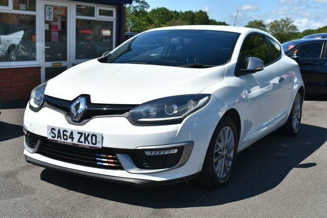 Renault Megane Vvt Knight Edition Coupe White #3