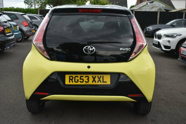 Toyota Aygo Vvt-i X-cite 3 Yellow Yellow #6