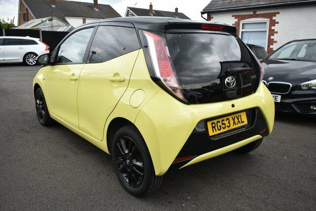 Toyota Aygo Vvt-i X-cite 3 Yellow Yellow #5