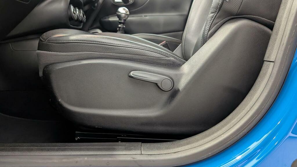 Jeep Renegade Longitude White #35