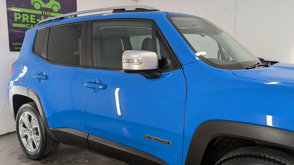 Jeep Renegade Longitude White #11