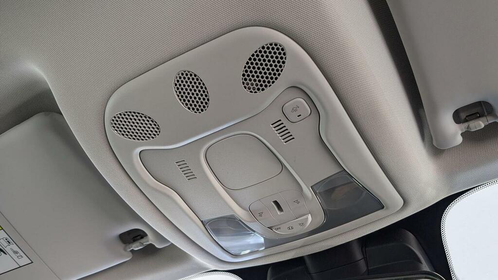 Jeep Renegade Longitude White #7