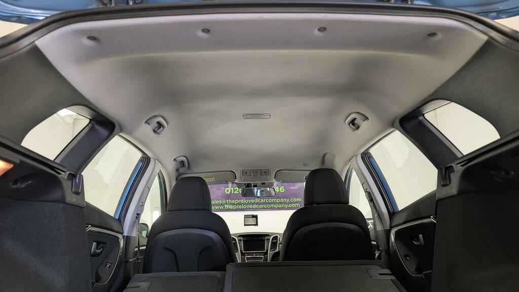 Hyundai I30  White #69