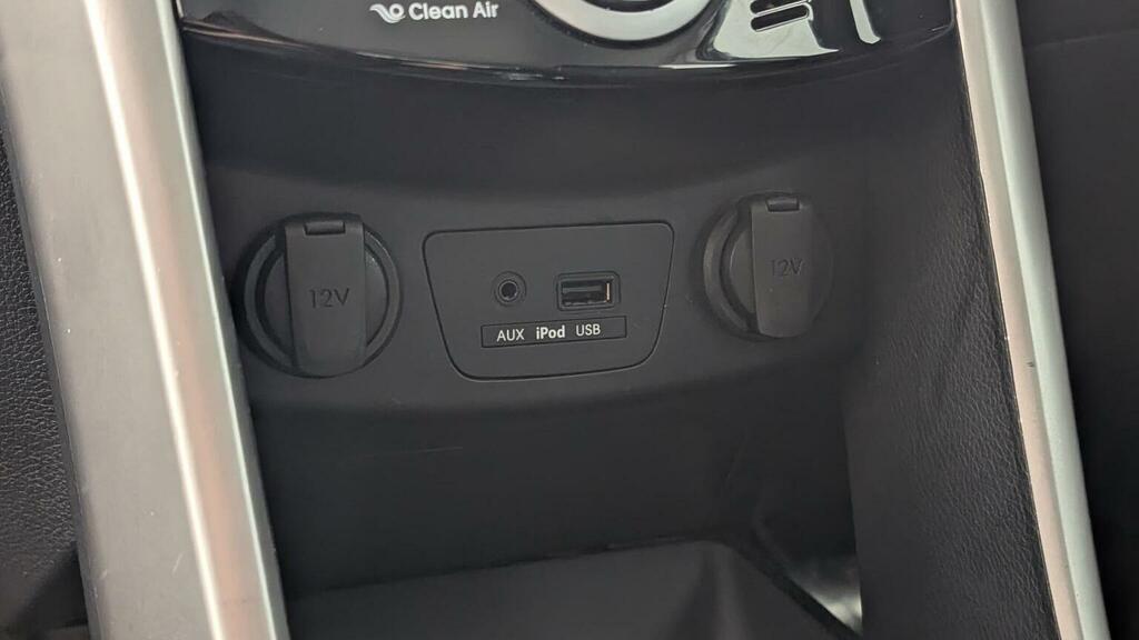 Hyundai I30  White #43