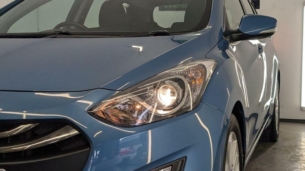 Hyundai I30  White #79