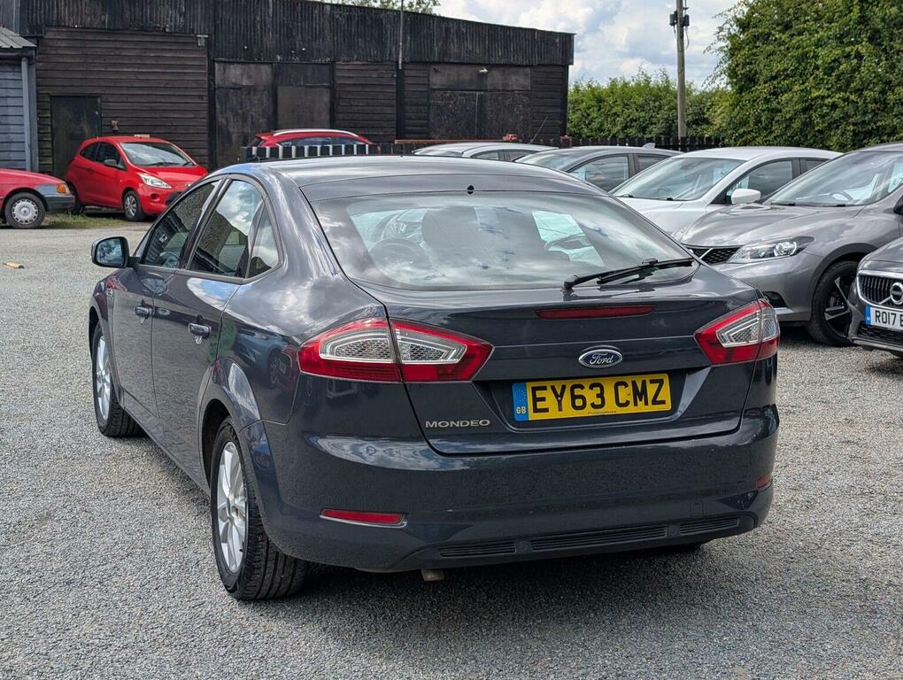 Ford Mondeo  Green #12