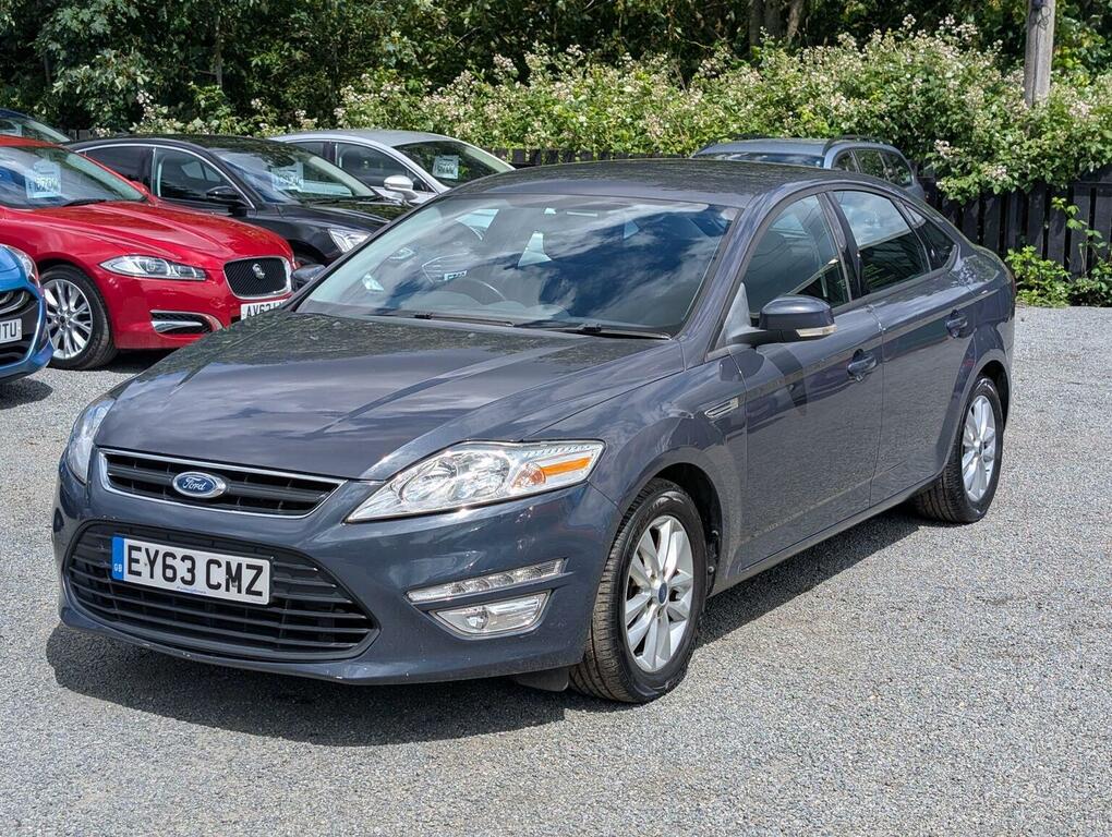 Ford Mondeo  Green #18