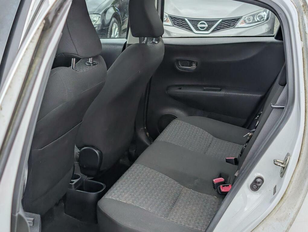 Toyota Yaris Hatchback Blue #23