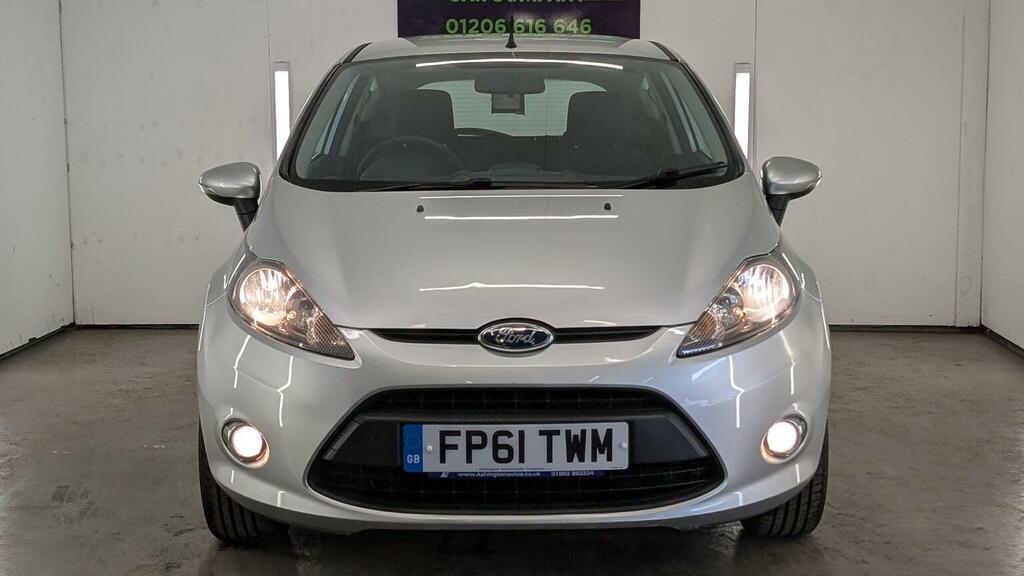 Ford Fiesta 1.4 Zetec 16V 96 Bhp White #17