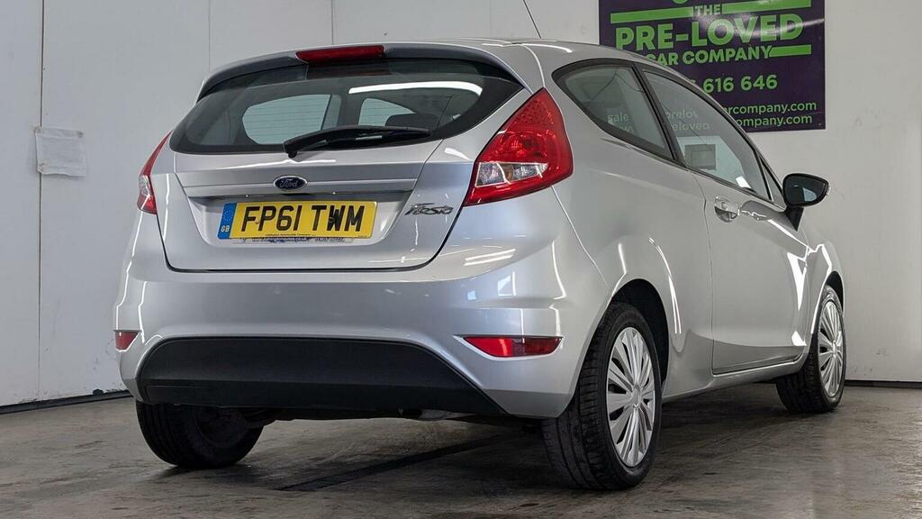 Ford Fiesta 1.4 Zetec 16V 96 Bhp White #56