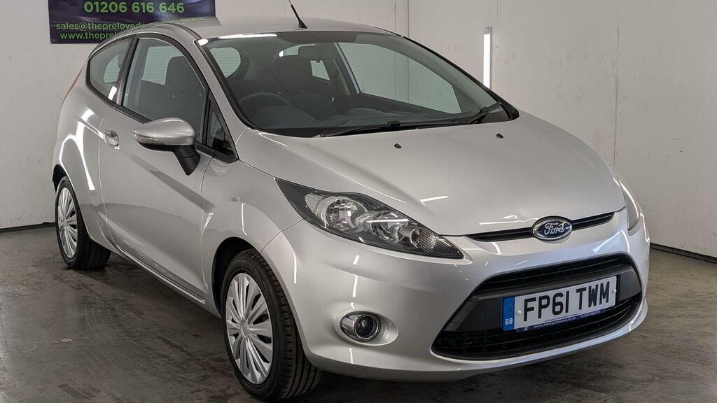 Ford Fiesta 1.4 Zetec 16V 96 Bhp White #21