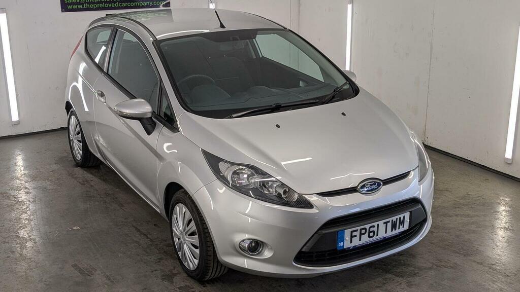 Ford Fiesta 1.4 Zetec 16V 96 Bhp White #15