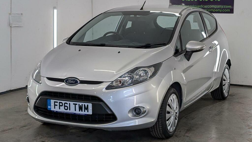 Ford Fiesta 1.4 Zetec 16V 96 Bhp White #1