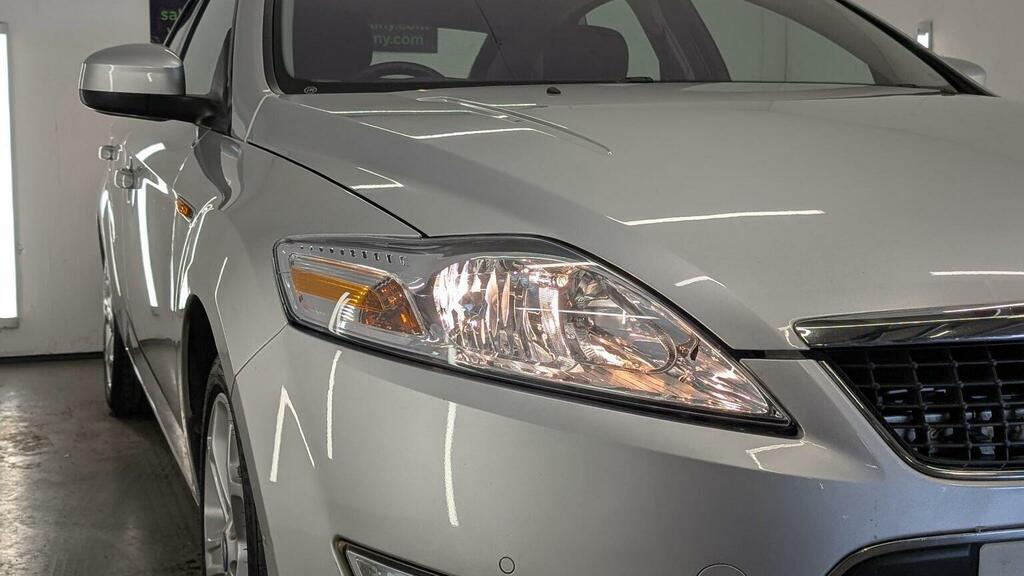 Ford Mondeo Mondeo Titanium Brown #77