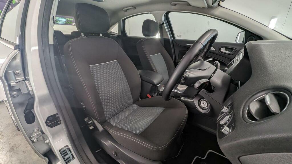 Ford Mondeo Mondeo Titanium Brown #29