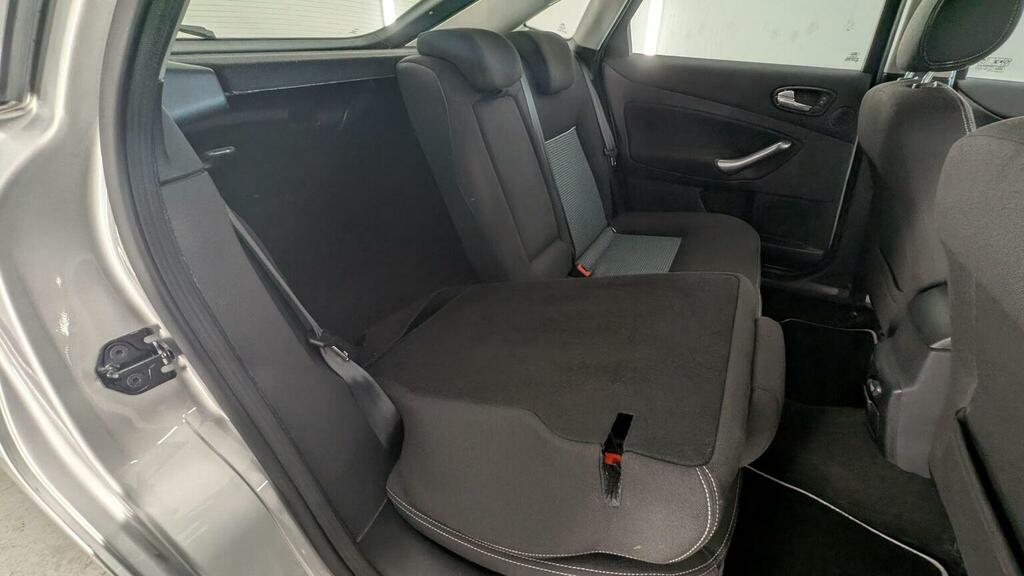 Ford Mondeo Mondeo Titanium Brown #33