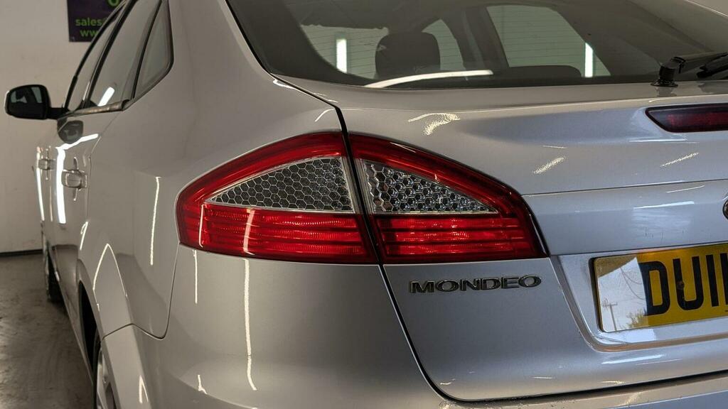 Ford Mondeo Mondeo Titanium Brown #75