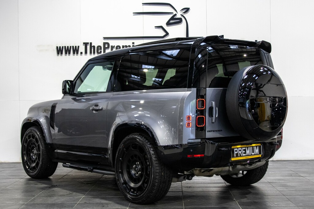Land Rover Defender 3.0 X-dynamic Hse 246 Bhp Black #8