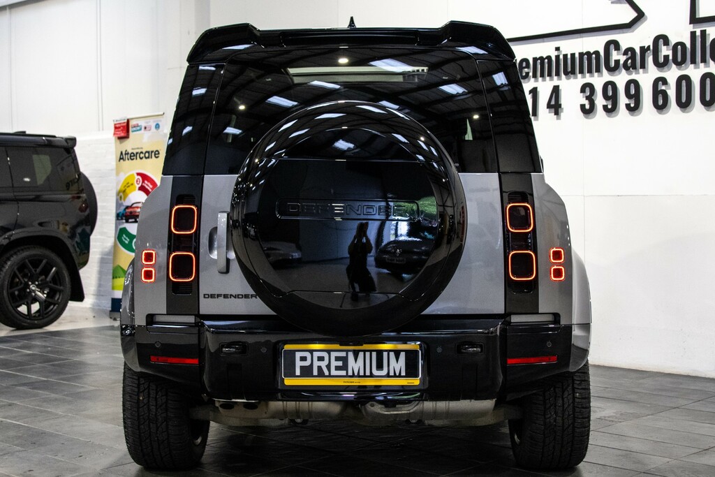 Land Rover Defender 3.0 X-dynamic Hse 246 Bhp Black #11