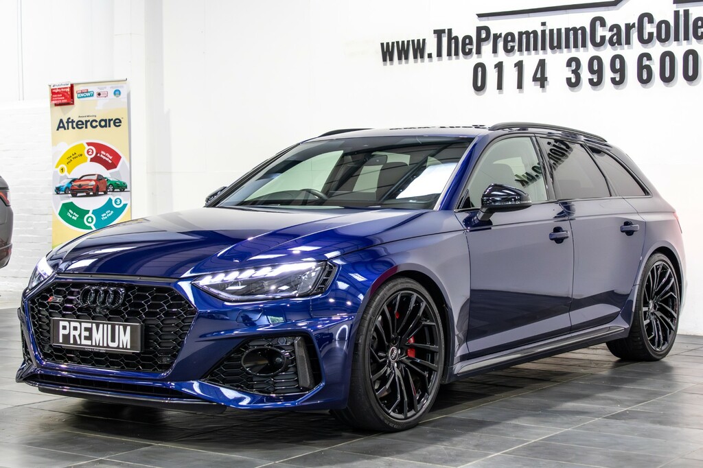 Audi RS4 Avant Estate Blue #5