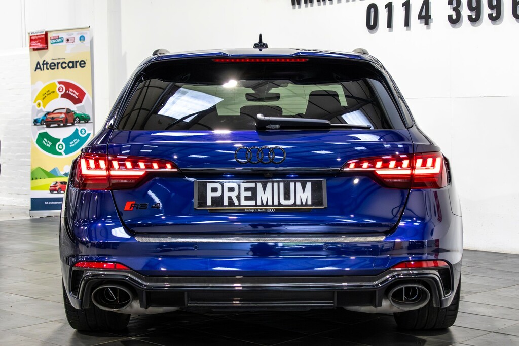 Audi RS4 Avant Estate Blue #3