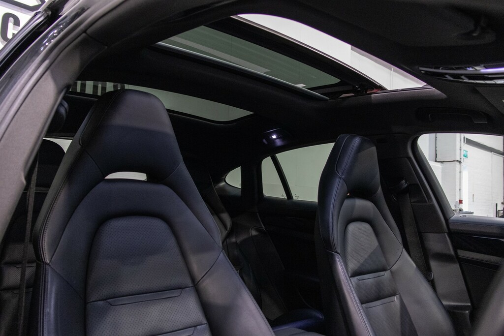 Porsche Panamera Hatchback Black #15