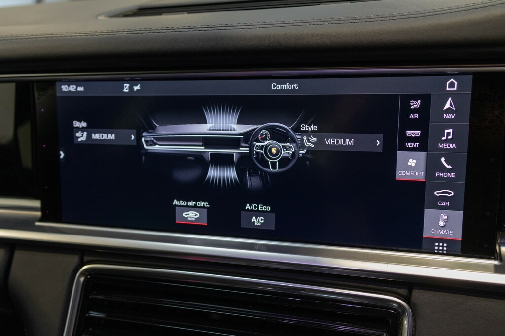 Porsche Panamera Hatchback Black #26