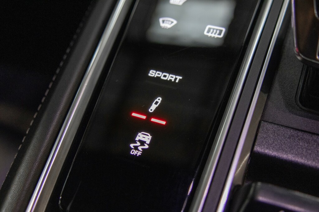 Porsche Panamera Hatchback Black #34
