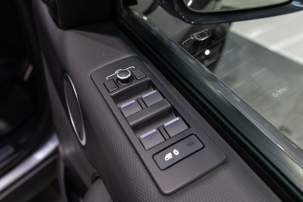 Land Rover Discovery 3.0 D300 R-dynamic Se Grey #51