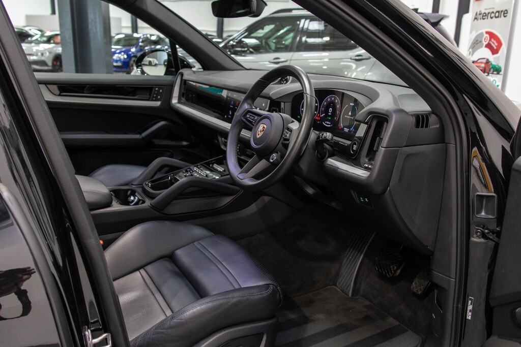 Porsche Cayenne Tiptronic S Black #17