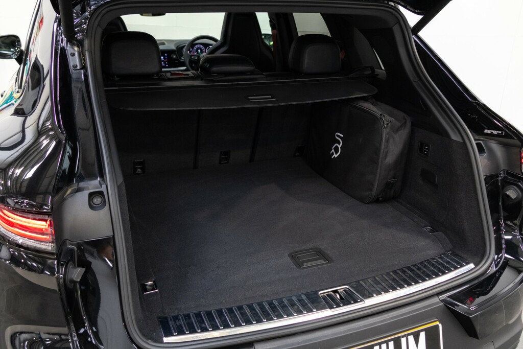 Porsche Cayenne Tiptronic S Black #10