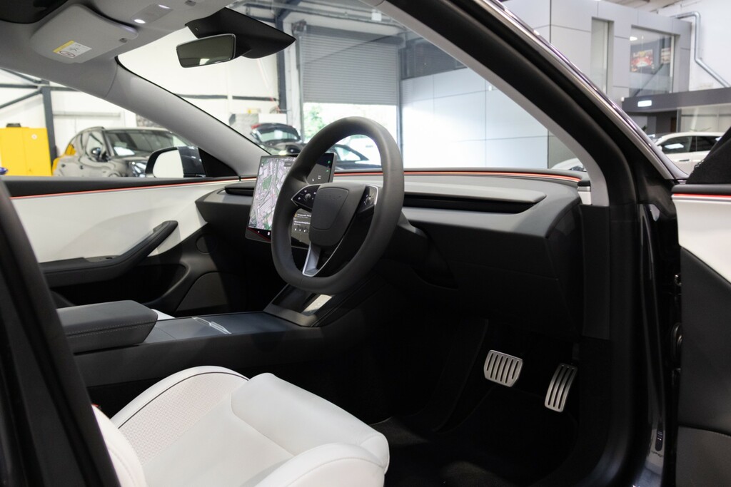 Tesla Model 3 Saloon Rwd 208 Ps White #9