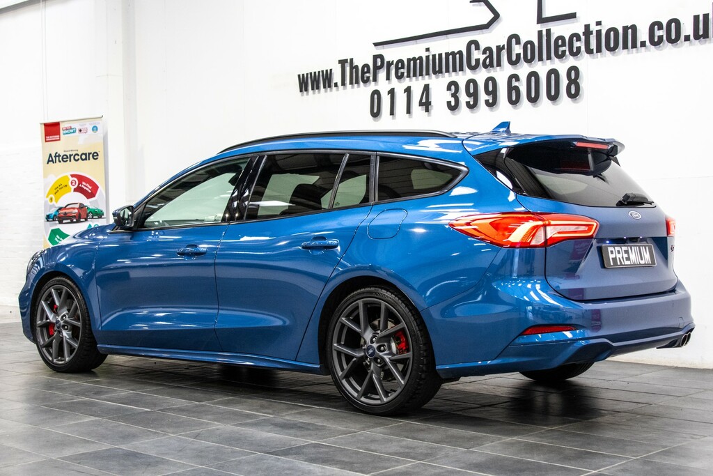 Ford Focus St-line X 1.0 125Ps Ecoboost Estate Red #5