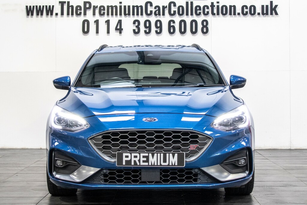 Ford Focus St-line X 1.0 125Ps Ecoboost Estate Red #42
