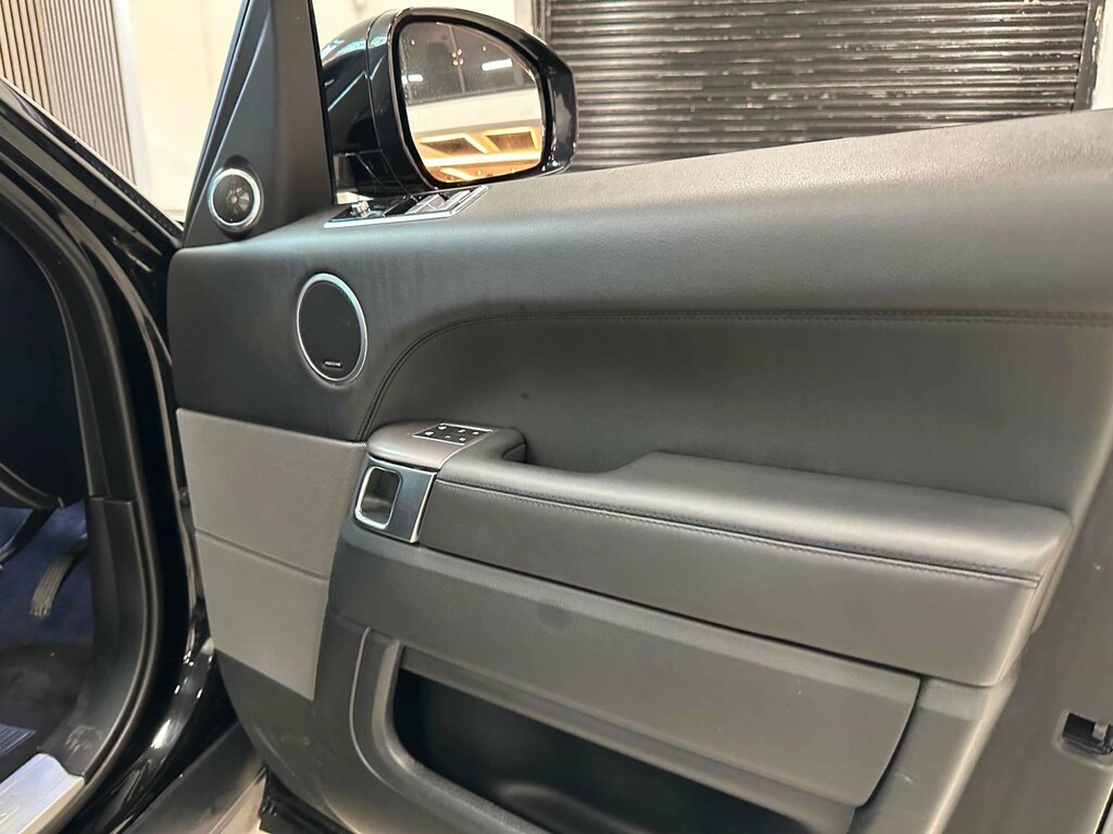 Land Rover Range Rover Sport 3.0 D300 Hse Silver Black #27