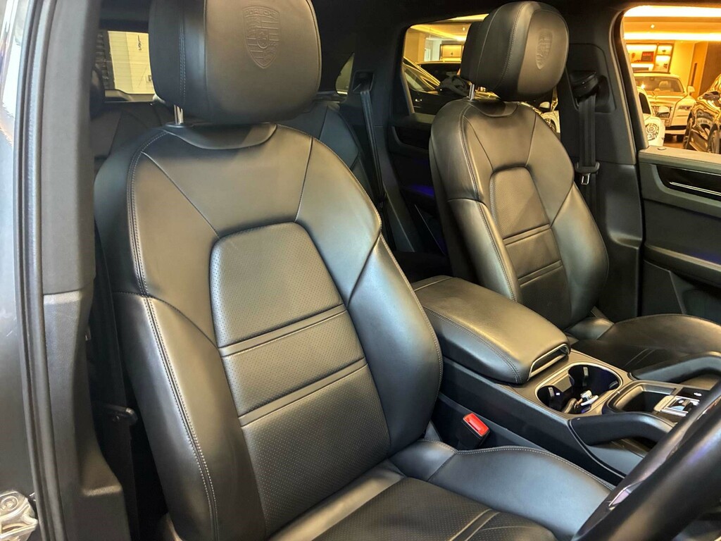 Porsche Cayenne V6 Automatic White #20