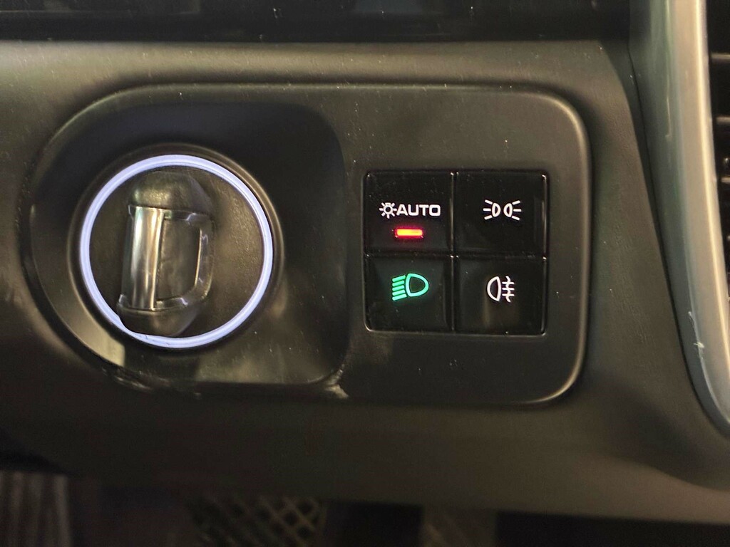 Porsche Cayenne V6 Automatic White #22