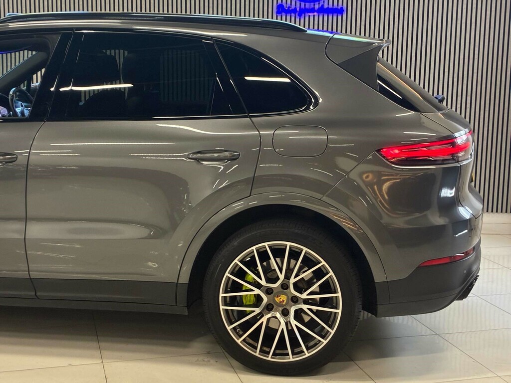 Porsche Cayenne V6 Automatic White #34