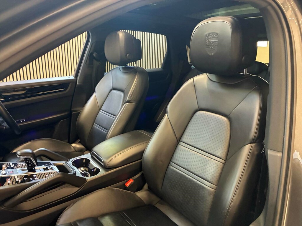 Porsche Cayenne V6 Automatic White #48