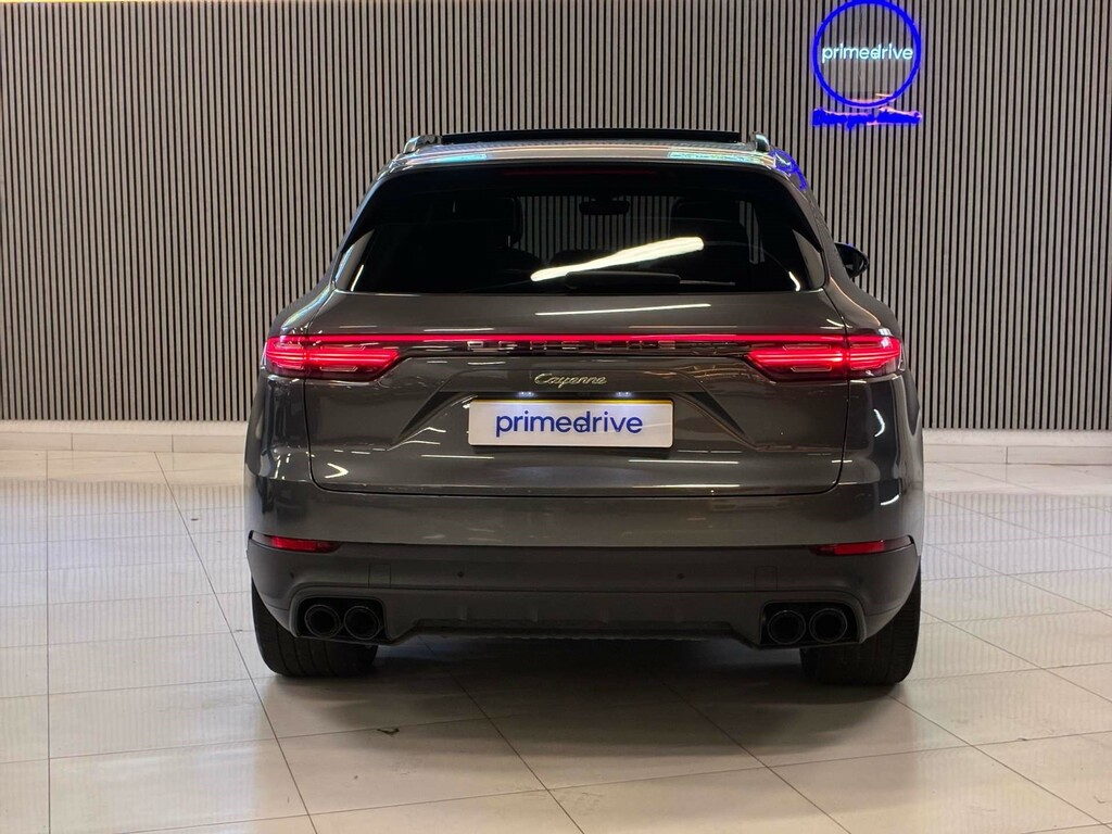 Porsche Cayenne V6 Automatic White #10