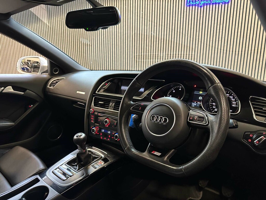Audi A5 2.0 Tdi S Line Black Edition White #28