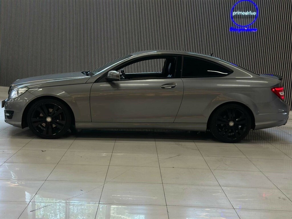 Mercedes-Benz C Class C220 Cdi Blueefficiency Amg Sport Plus Black #6